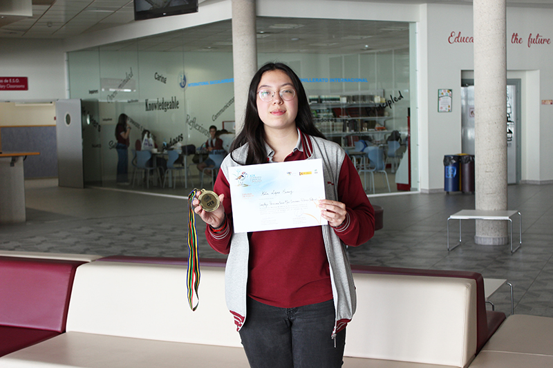 Mas Camarena, Olimpiadas, Física, Biología 