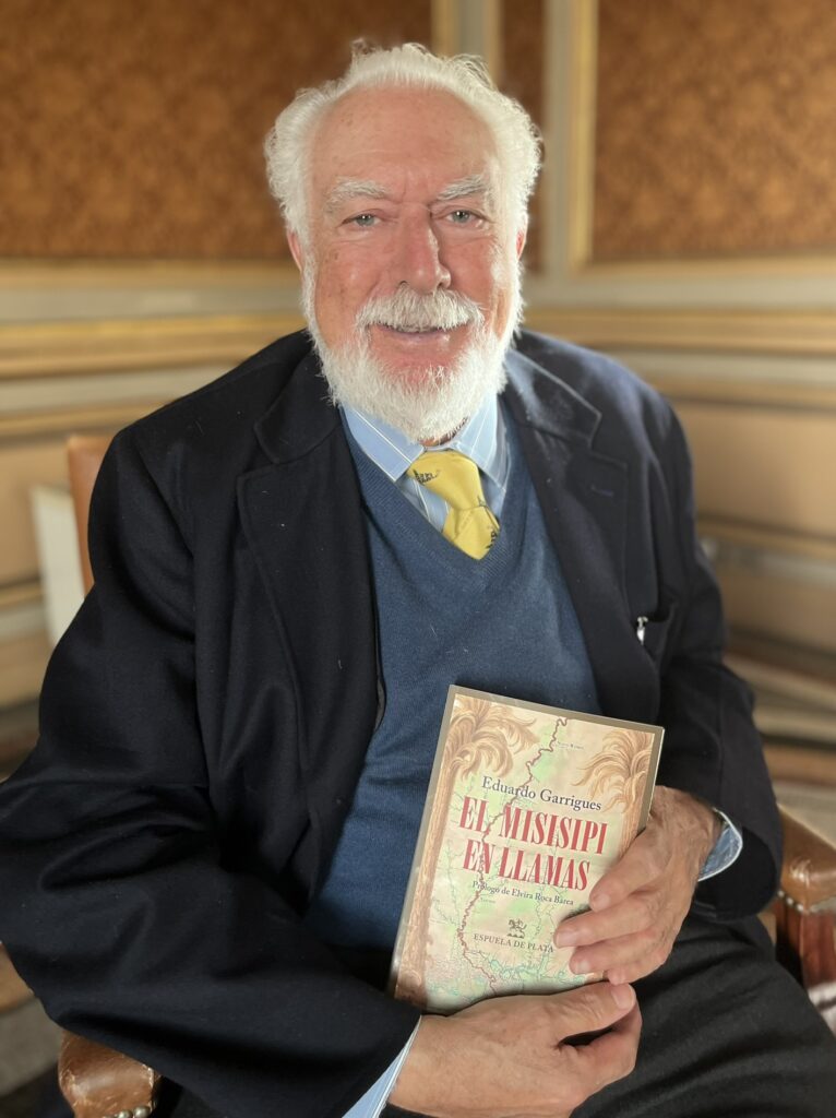 Eduardo Garrigues y su novela El Misisipi en llamas.